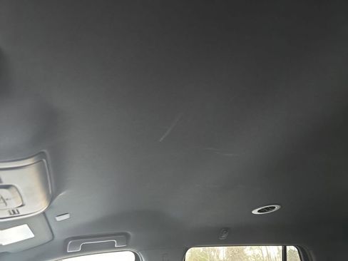 Used 2024 Chevrolet Tahoe LT image 29