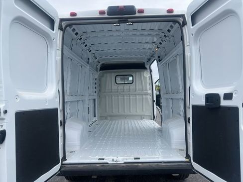 Used 2025 RAM ProMaster 2500 w/ Safety Group image 10