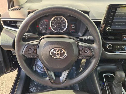 Used 2022 Toyota Corolla LE image 27