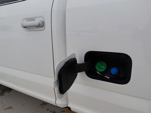 Used 2022 Ford F350 Limited image 25