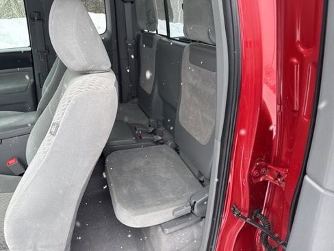 Used 2011 Toyota Tacoma 4x4 Access Cab w/ SR5 Pkg #2 image 17