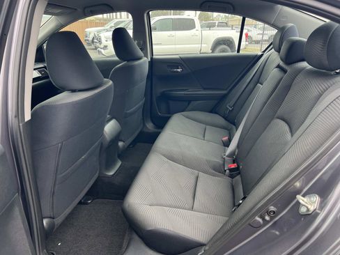 Used 2016 Honda Accord LX image 20