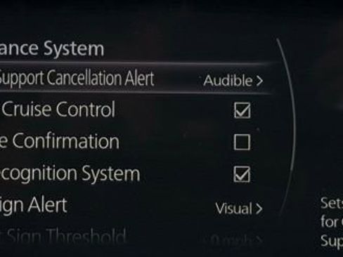 Used 2025 MAZDA MAZDA3 Hatchback w/Premium Plus Pkg image 38