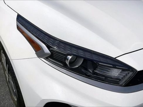 Used 2023 Kia Forte LXS FWD image 27