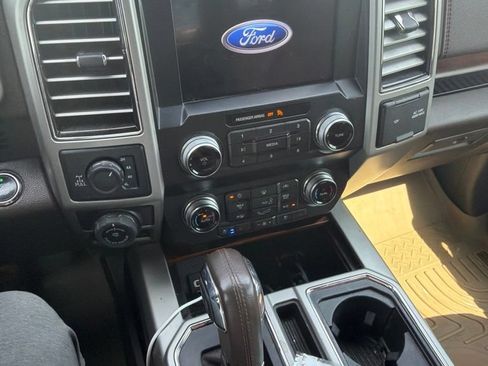 Used 2019 Ford F150 King Ranch w/ Max Trailer Tow Package AWD/4WD image 18