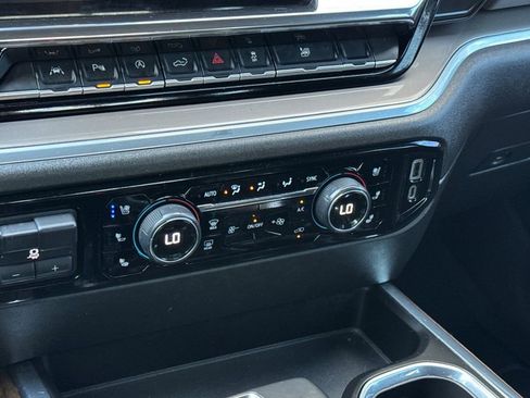 Used 2022 Chevrolet Silverado 1500 High Country image 19