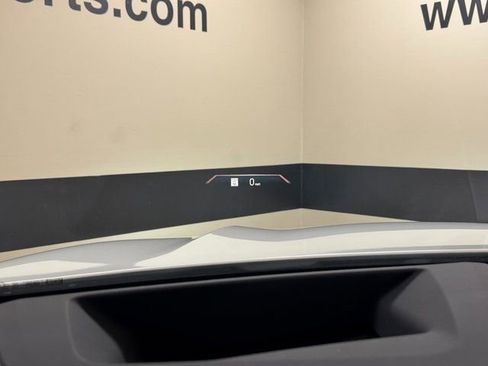 Used 2025 BMW X5 sDrive40i w/ Premium Package image 13