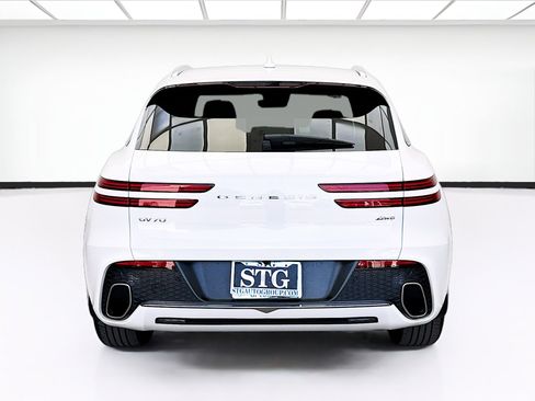 Used 2023 Genesis GV70 2.5T w/ Advanced Package AWD/4WD image 5