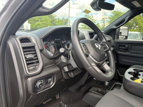 Used 2024 RAM 2500 Tradesman w/ Chrome Appearance Group AWD/4WD image 20