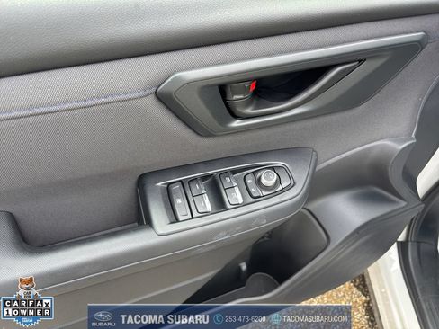 Used 2025 Subaru Forester Premium AWD/4WD image 11