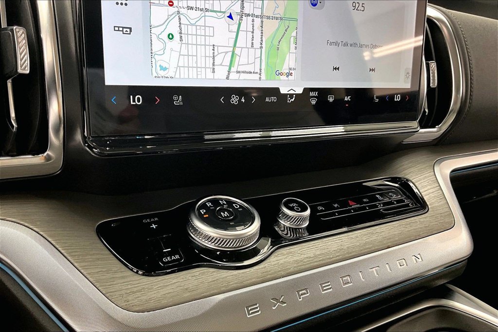 Certified 2025 Ford Expedition Max Platinum AWD/4WD image 32