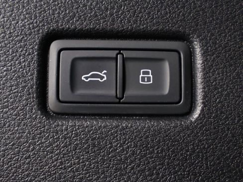 Used 2023 Audi SQ5 Premium Plus image 21