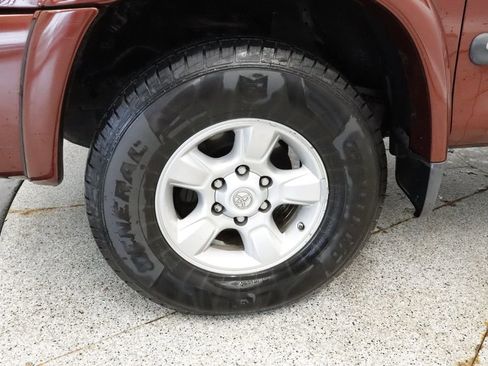 Used 2006 Toyota Tundra SR5 AWD/4WD image 13