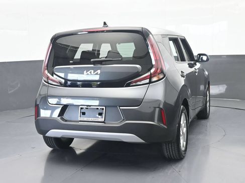 Used 2024 Kia Soul S FWD image 5