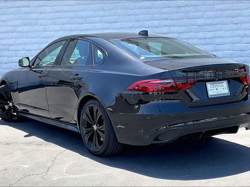 Used 2024 Jaguar XF R-Dynamic SE RWD image 10