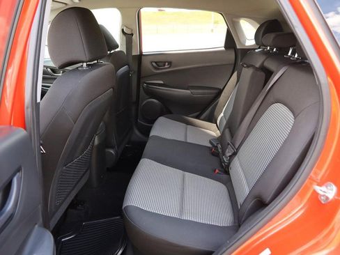 Used 2019 Hyundai Kona SEL FWD image 9