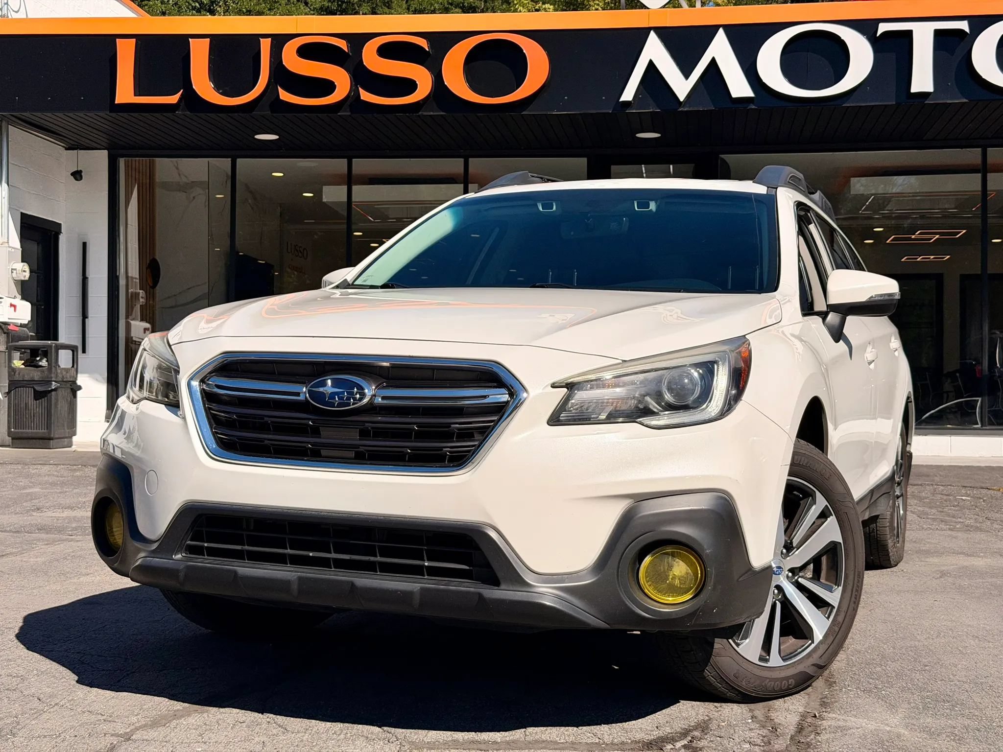 Used 2019 Subaru Outback 2.5i Limited w/ Popular Package #2 AWD/4WD image 1