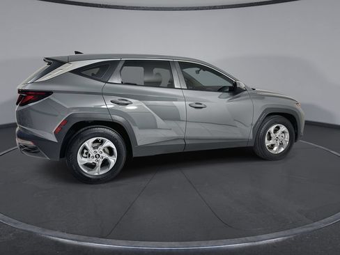 Used 2024 Hyundai Tucson SE FWD image 9
