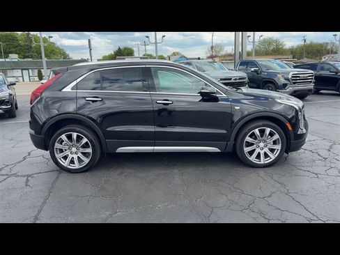 Used 2023 Cadillac XT4 Premium Luxury AWD/4WD image 9