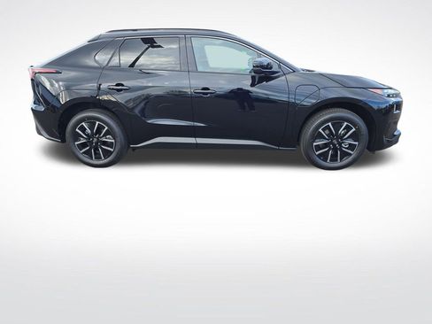 New 2026 Subaru Solterra Premium image 8