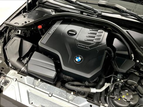 Used 2022 BMW 330i Sedan w/ M Sport Package RWD image 34