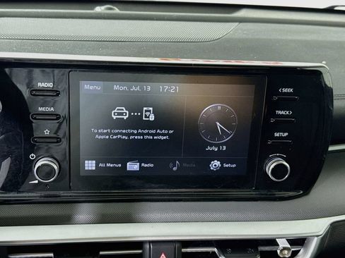 Used 2022 Kia K5 LXS FWD image 6