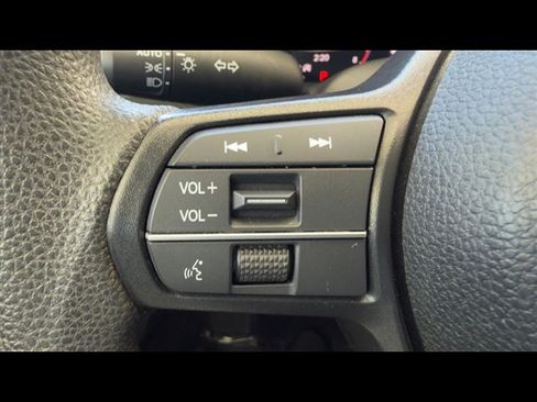 Certified 2023 Honda Accord LX image 27