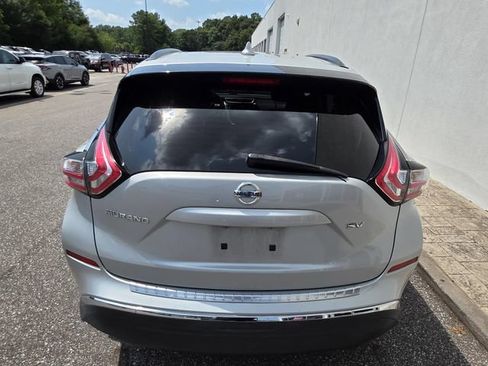 Used 2018 Nissan Murano SV w/ Premium Package FWD image 3