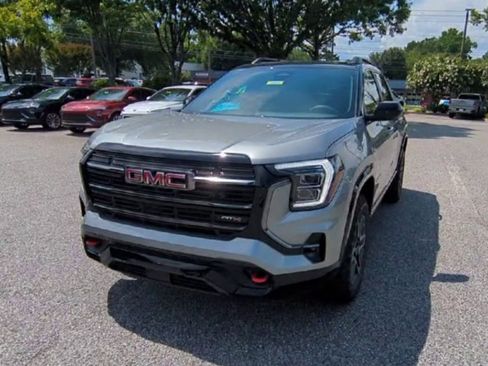 Used 2026 GMC Terrain AT4 w/ Technology Package II image 4