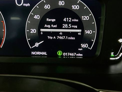 Used 2024 Honda Civic Sport Touring image 8