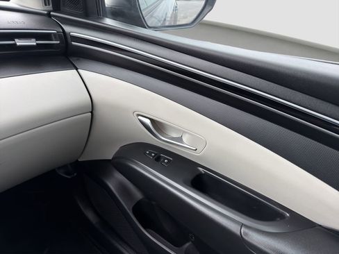 Used 2023 Hyundai Tucson SEL FWD image 17