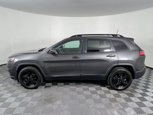 Used 2020 Jeep Cherokee Latitude Plus AWD/4WD image 9