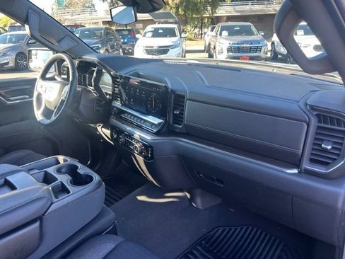 Used 2023 Chevrolet Silverado 1500 LT AWD/4WD image 27