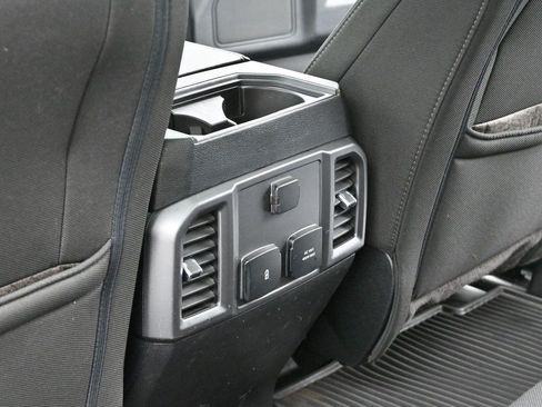 Used 2018 Ford F150 XLT w/ Equipment Group 302A Luxury AWD/4WD image 31