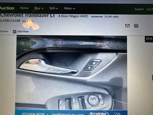 Used 2025 Chevrolet TrailBlazer LT AWD/4WD image 17