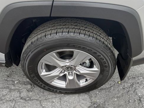 Certified 2025 Toyota RAV4 XLE w/ Convenience Package AWD/4WD image 9