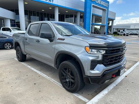Used 2024 Chevrolet Silverado 1500 LT Trail Boss w/ Convenience Package II AWD/4WD image 15
