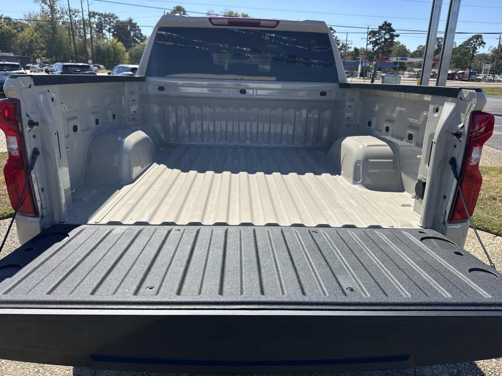 New 2026 Chevrolet Silverado 1500 RST AWD/4WD image 7