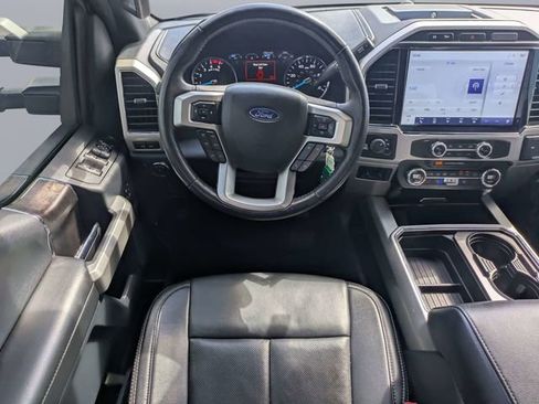Used 2022 Ford F250 Lariat w/ Lariat Value Package AWD/4WD image 15