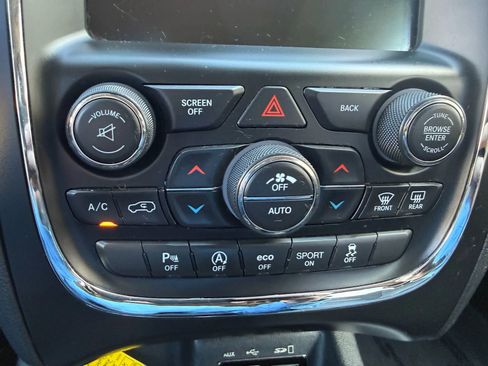 Used 2016 Dodge Durango Limited w/ Premium Group image 19