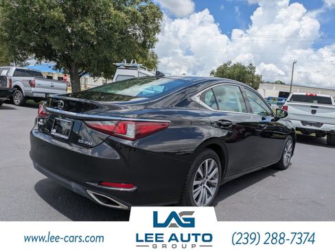 Used 2019 Lexus ES 350 w/ Accessory Package 2 FWD image 3