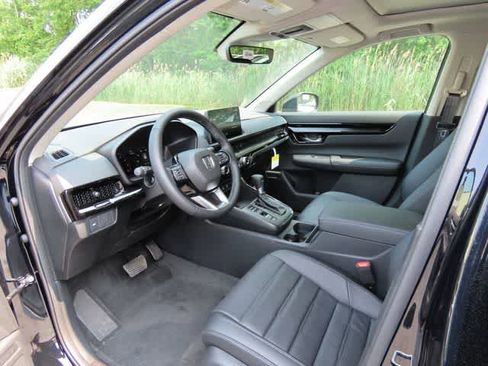 New 2026 Honda CR-V EX-L image 2