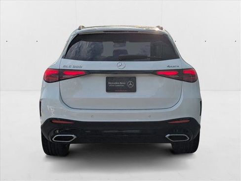 New 2026 Mercedes-Benz GLC 300 4MATIC image 7
