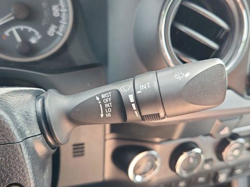 Used 2020 Toyota Tacoma TRD Sport w/ Technology Package AWD/4WD image 30