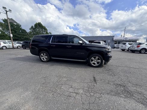 Used 2015 Chevrolet Suburban LTZ AWD/4WD image 10