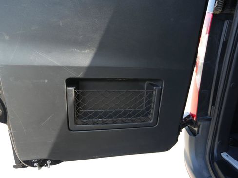 Used 2025 Mercedes-Benz Sprinter 2500 image 23