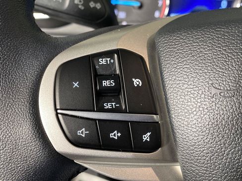 Used 2023 Ford Explorer XLT w/ Equipment Group 202A AWD/4WD image 12