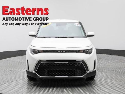 Used 2023 Kia Soul LX w/ Option Group 015 image 2