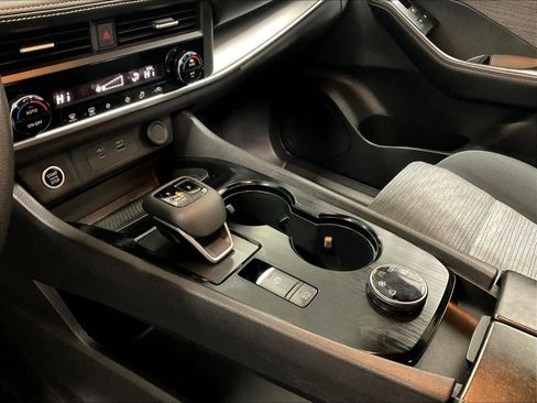 Certified 2023 Nissan Rogue SV AWD/4WD image 21