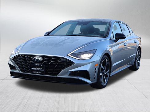 Used 2022 Hyundai Sonata SEL Plus image 3